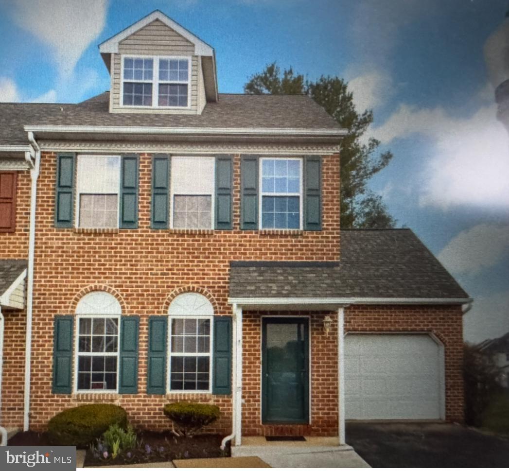 Property Photo: 17 Charlemont Court PA 19607