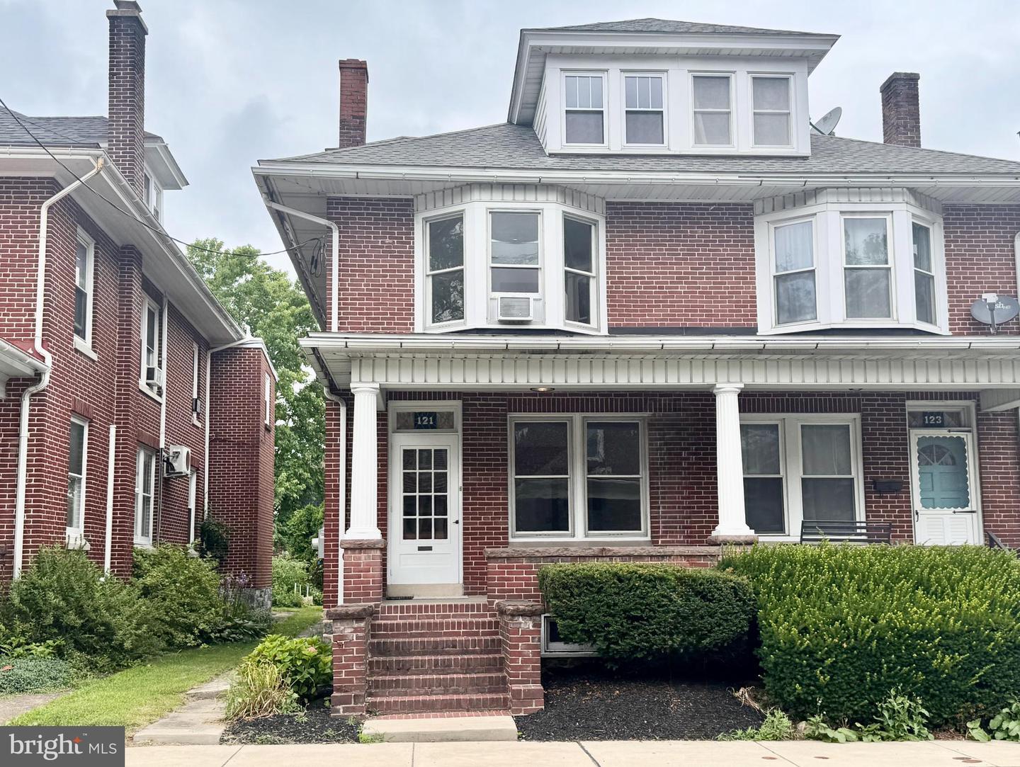 Property Photo: 121 E Main Street PA 19522