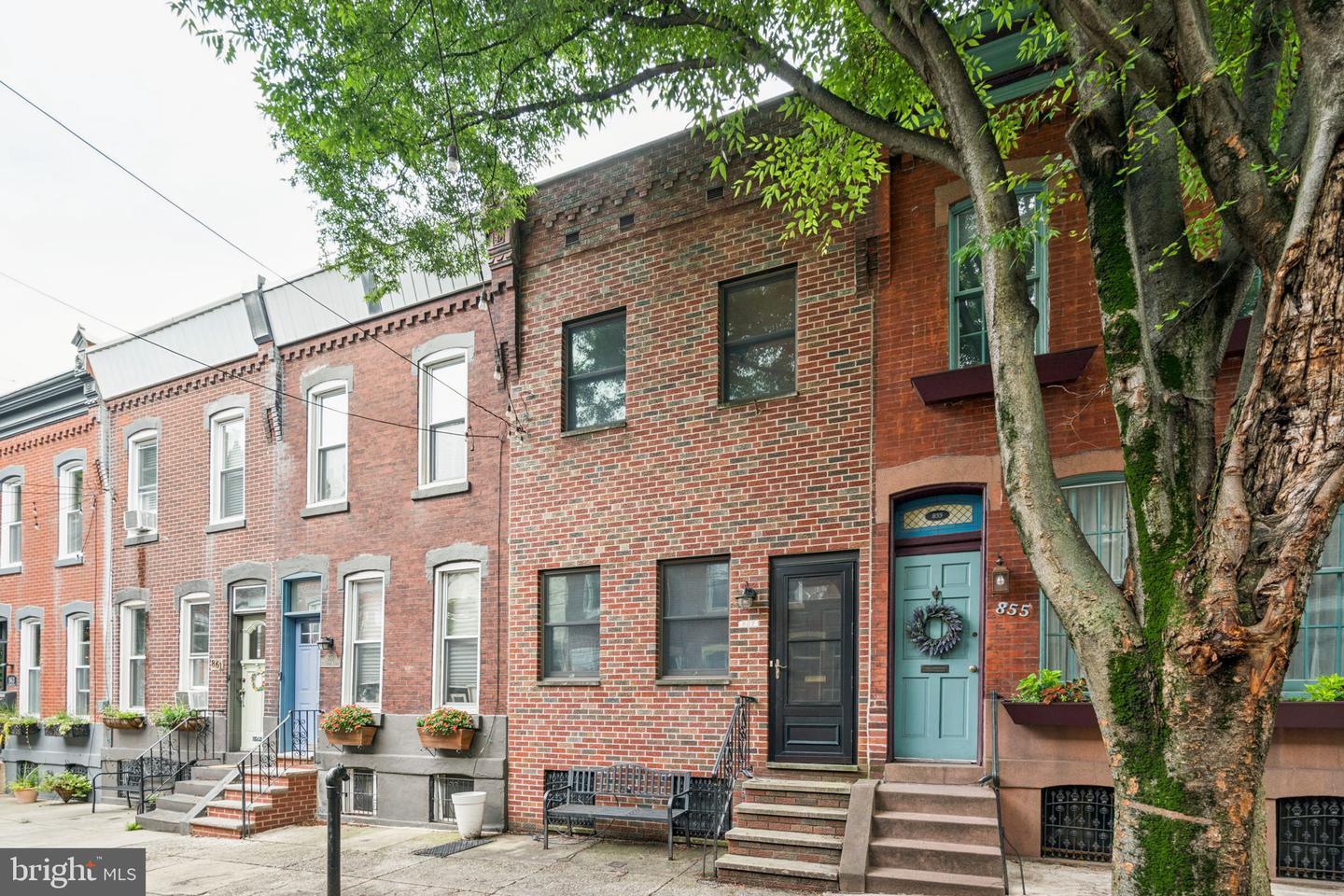 Property Photo: 857 N Taylor Street PA 19130