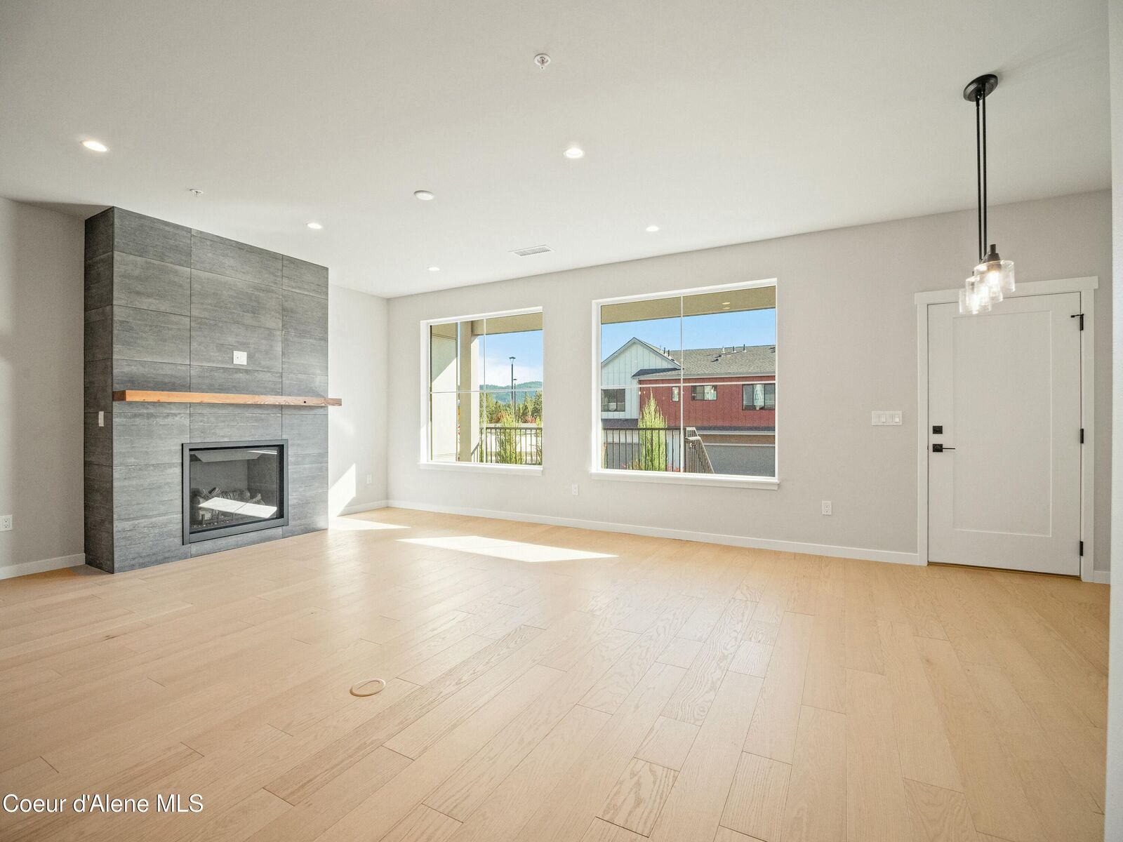 Property Photo: 1033 E Railroad Ave ID 83854