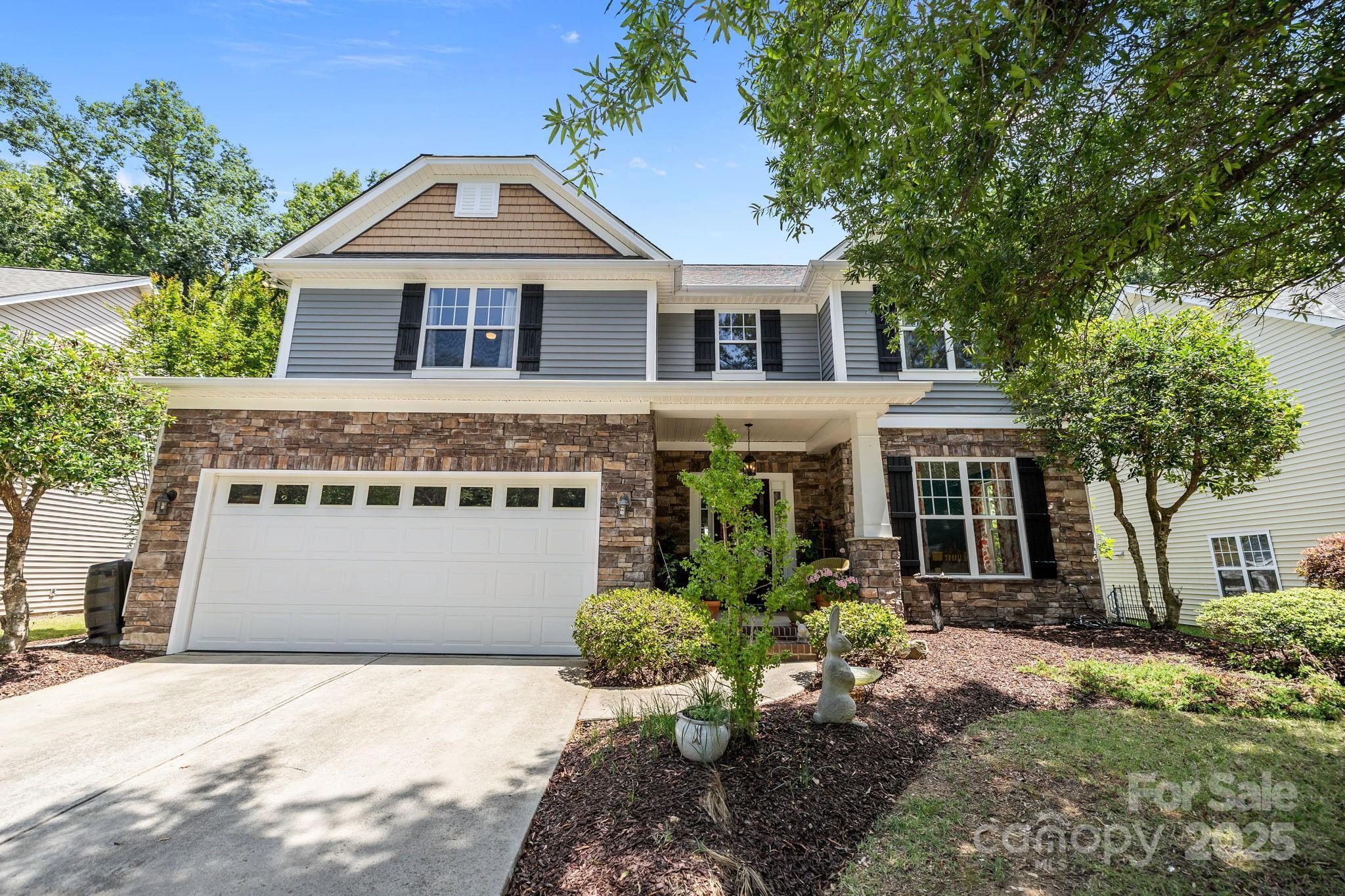Property Photo: 1010 Downing Court NC 28079