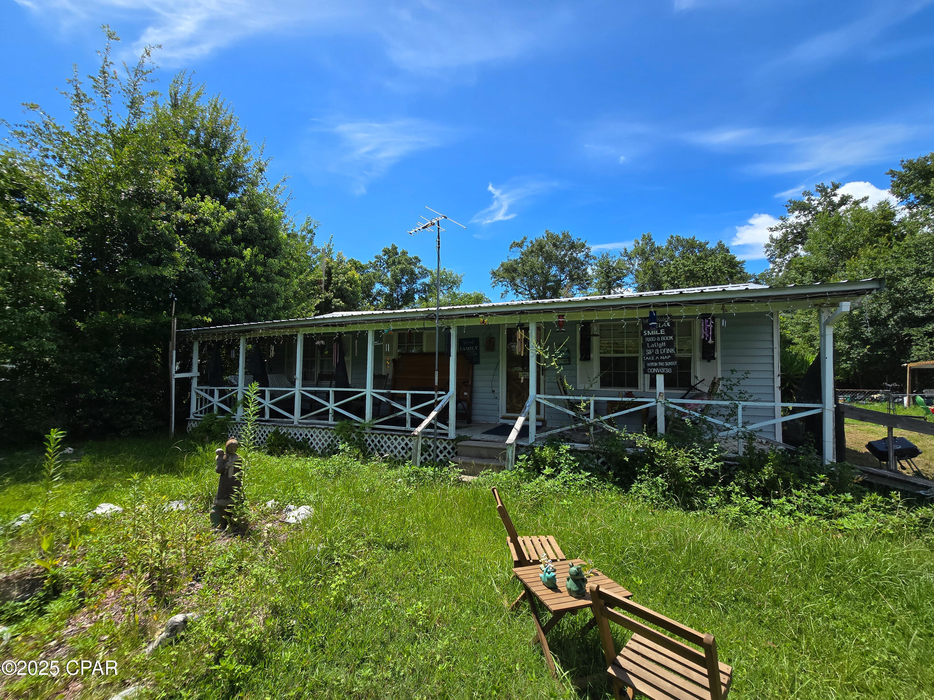 Property Photo:  153 Old Dairy Farm Road  FL 32465 