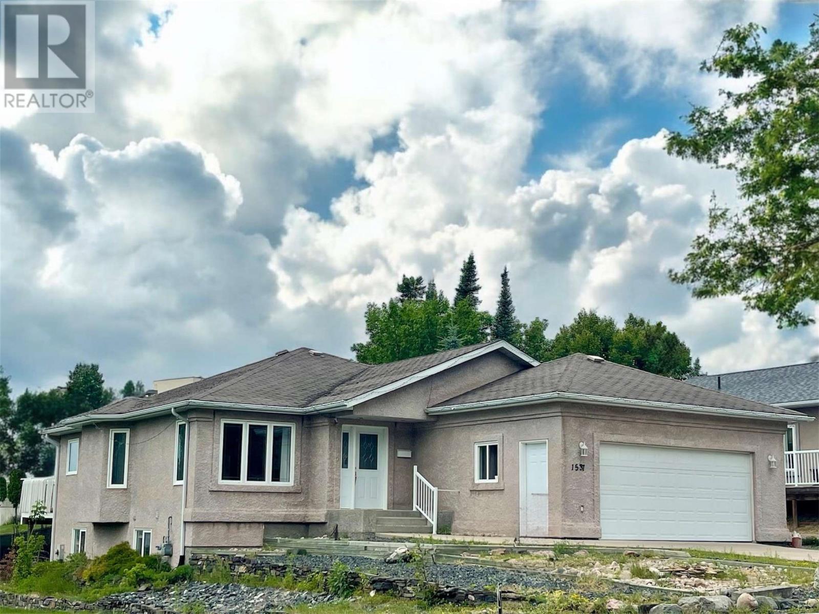 1537 Pine Portage Rd  Kenora ON P9N 4E5 photo