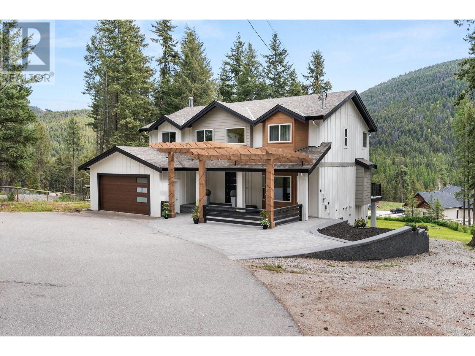 Photo de la propriété: 7967 Falcon Ridge Crescent BC V1P 1J2