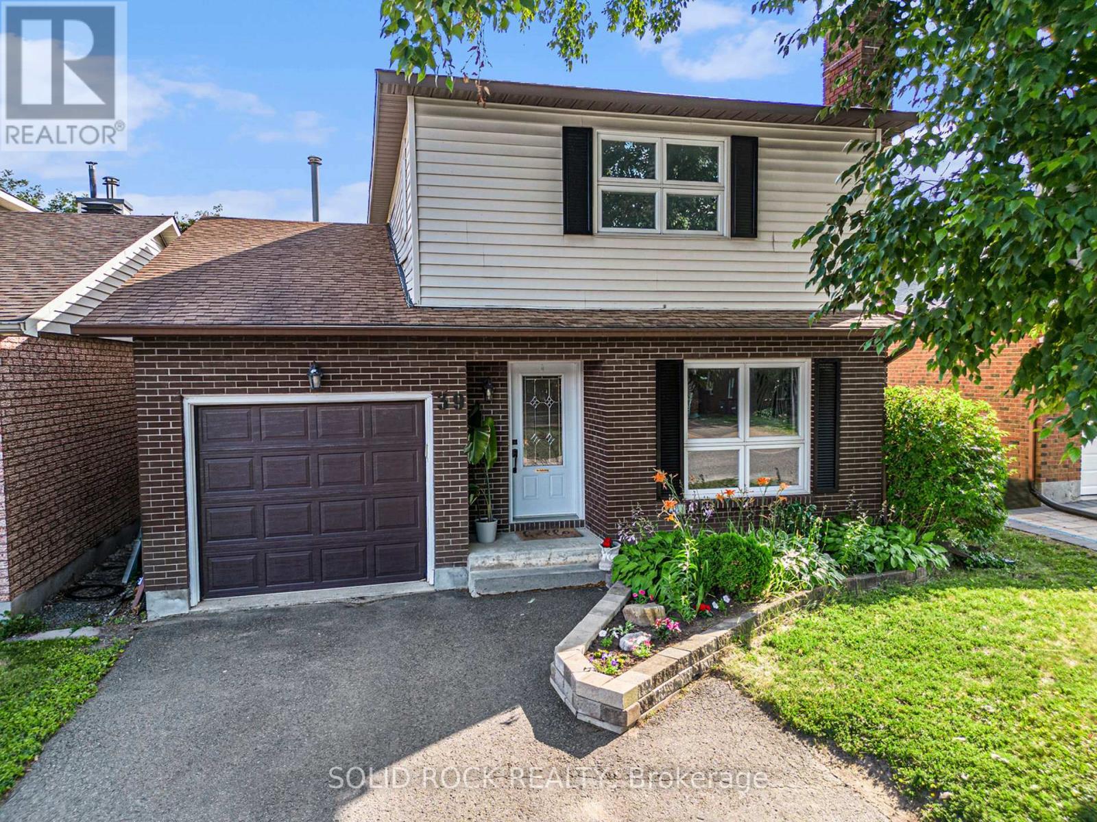 39 Kadeer Way  Ottawa ON K2J 1J6 photo