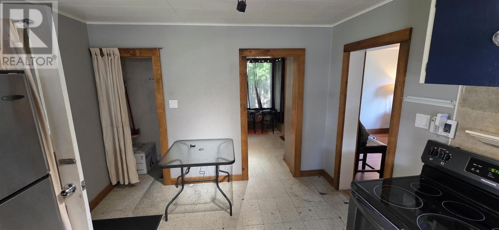 Property Photo: 512 Third St N ON P9N 2M3