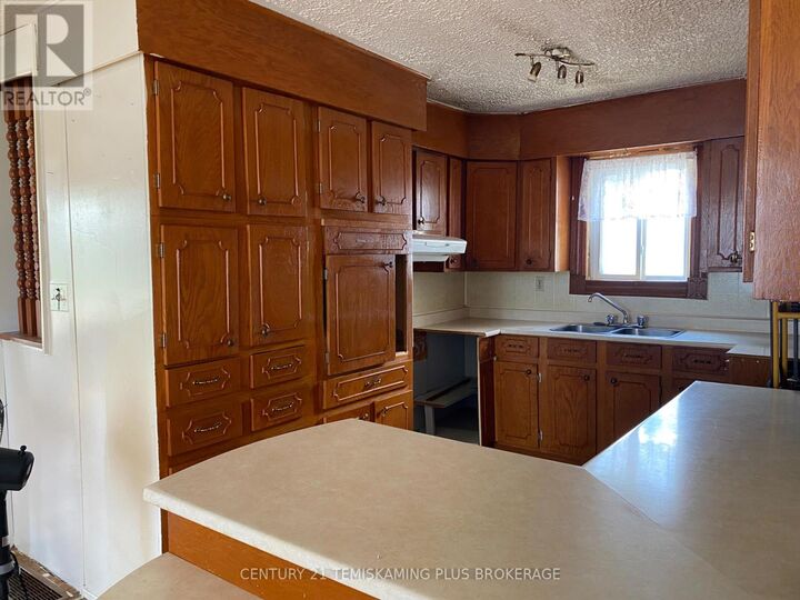 Photo de la propriété:  209 Katherine Street  ON P0J 1P0