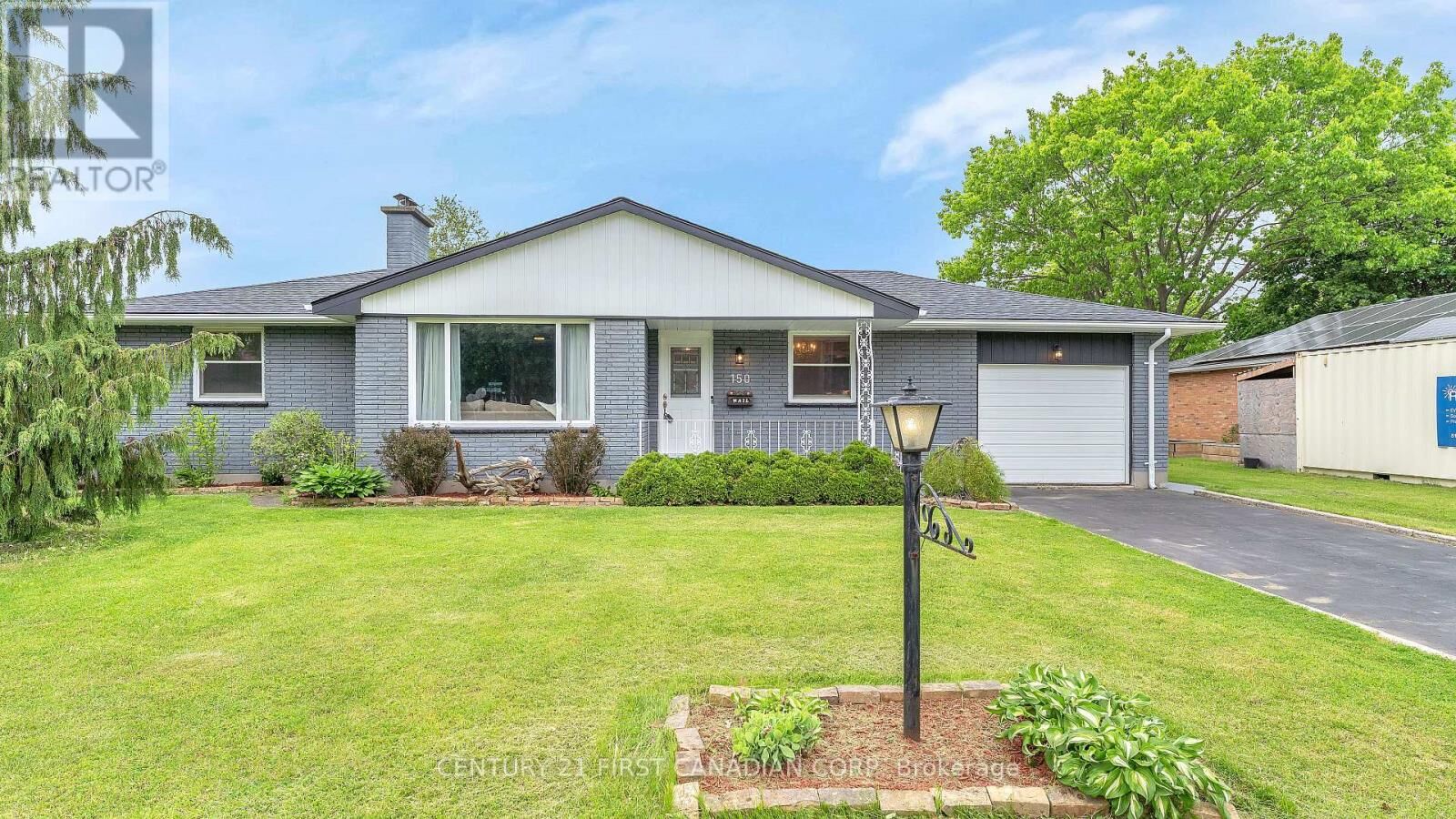 Property Photo:  150 Rutherford Avenue  ON N5H 2N8 