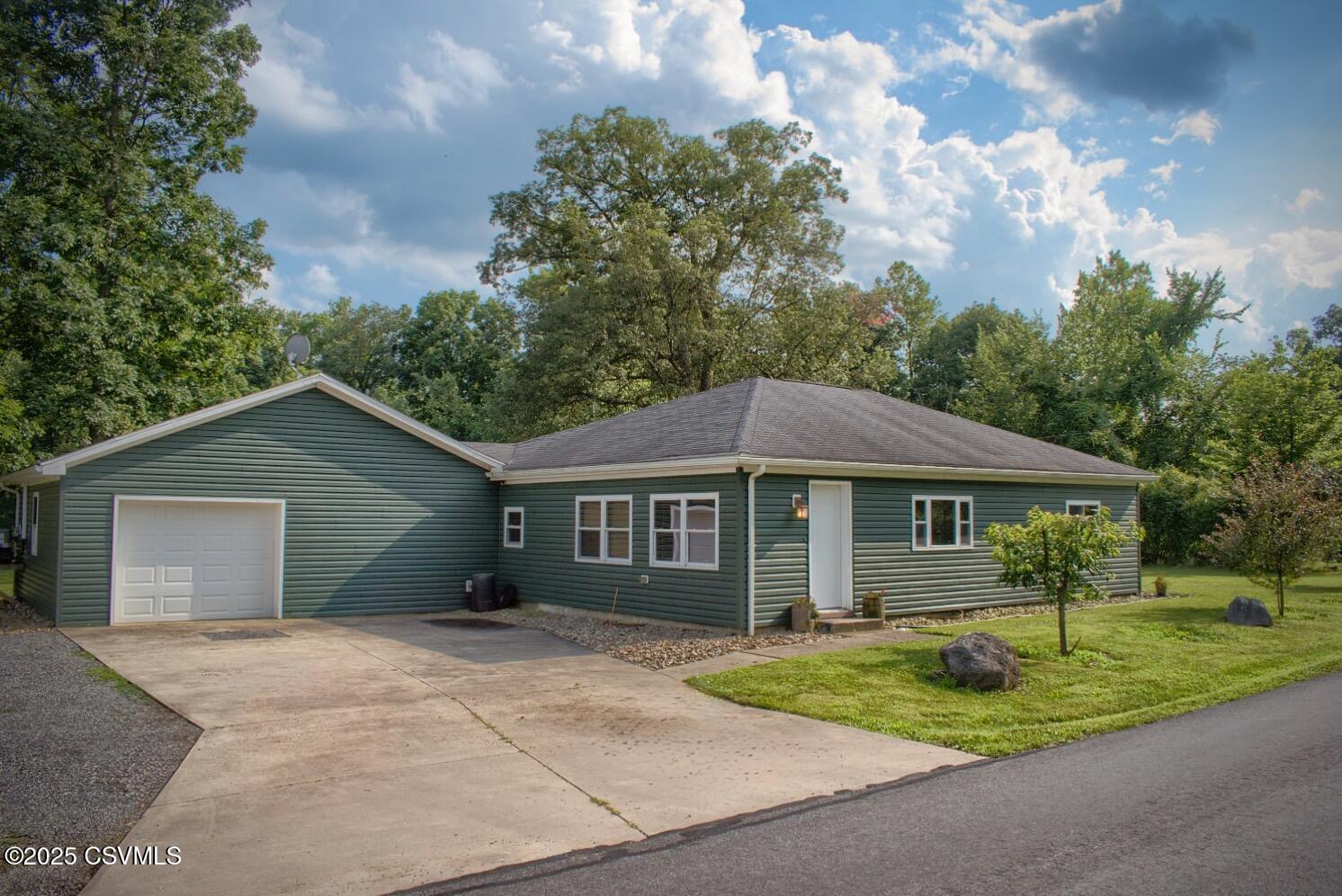 Property Photo: 1625 Creek Road PA 17845