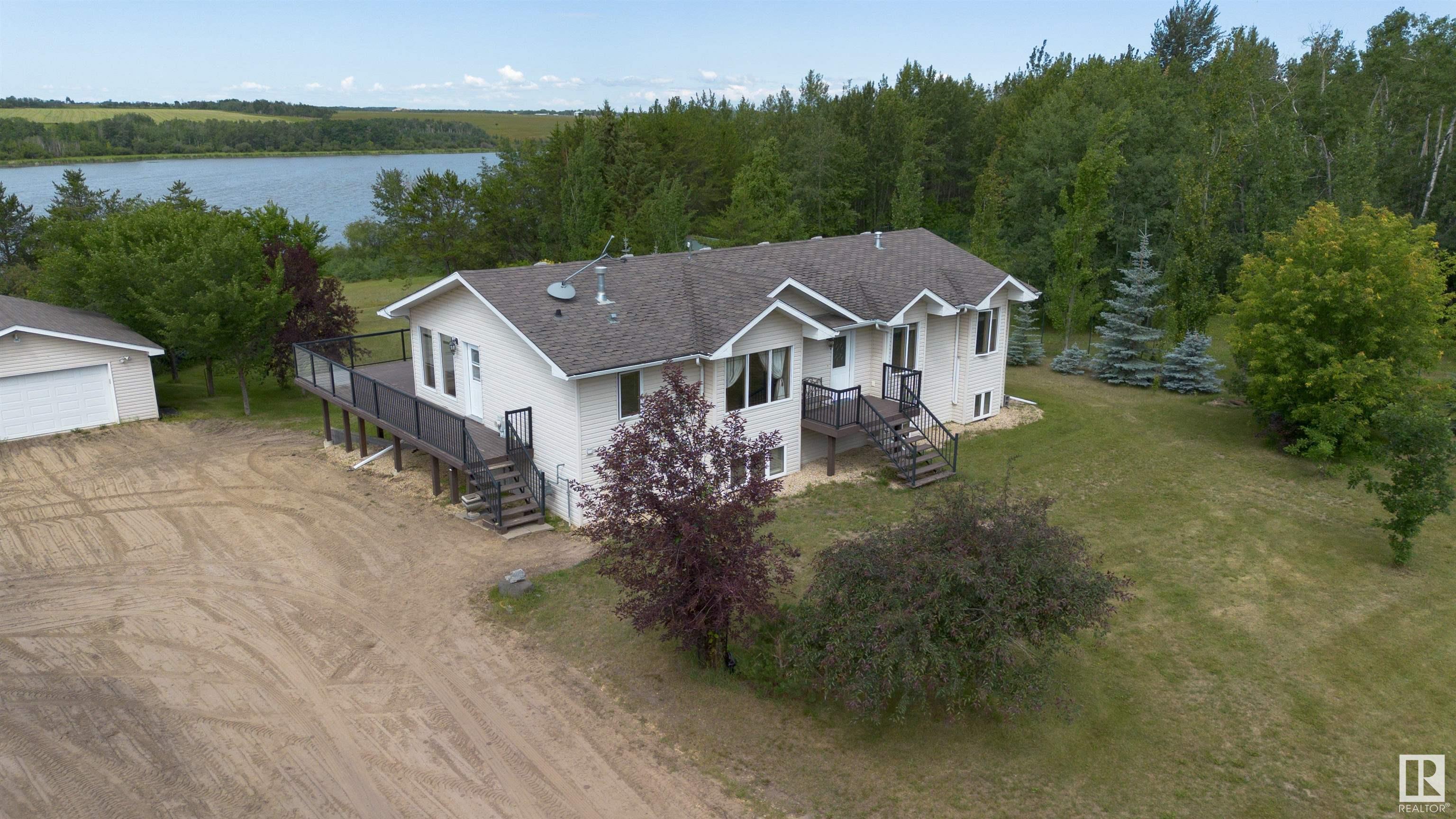 Property Photo: 23329 Sh 651 32 AB T0A 1N6