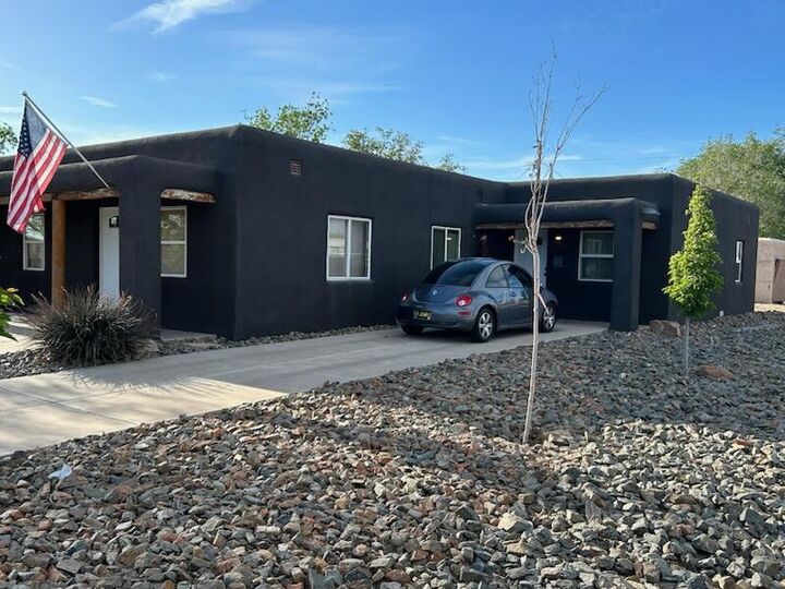 Property Photo: 3537/3539 Ross Avenue SE NM 87106