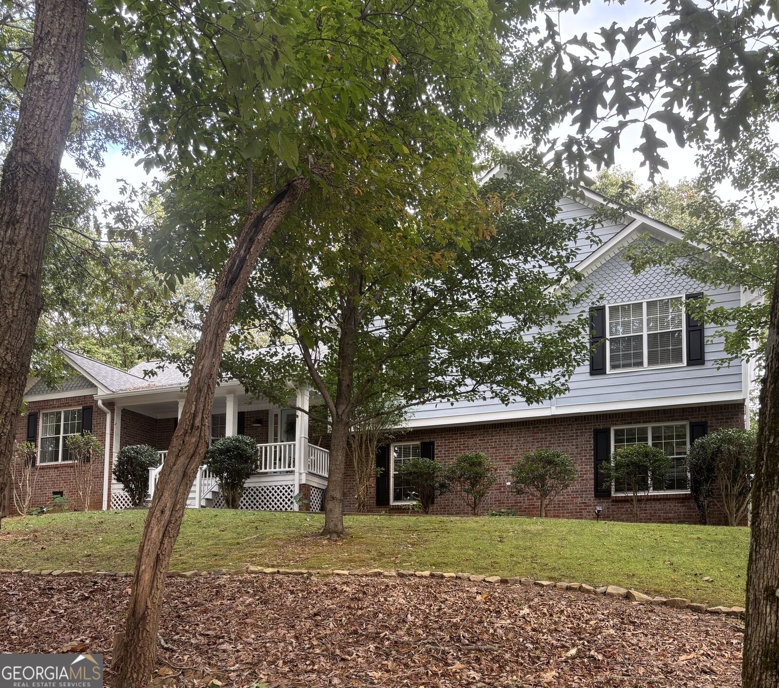 Property Photo:  579 Willows Drive  GA 30528