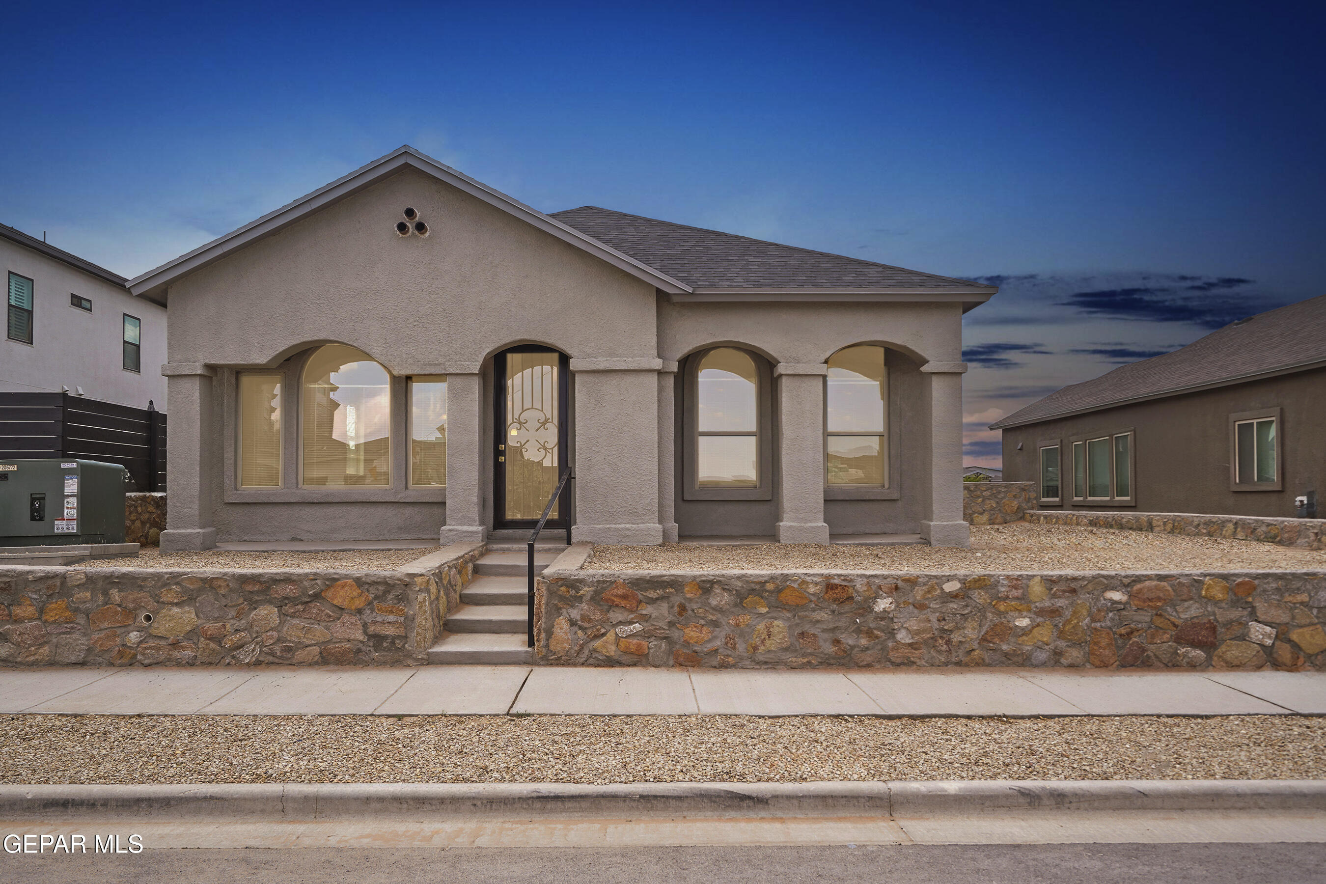 Property Photo: 2217 Tony Harper Street TX 79938