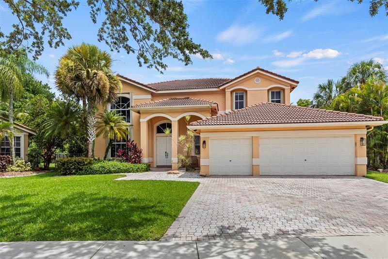 Property Photo: 3920 Nighthawk Dr FL 33331