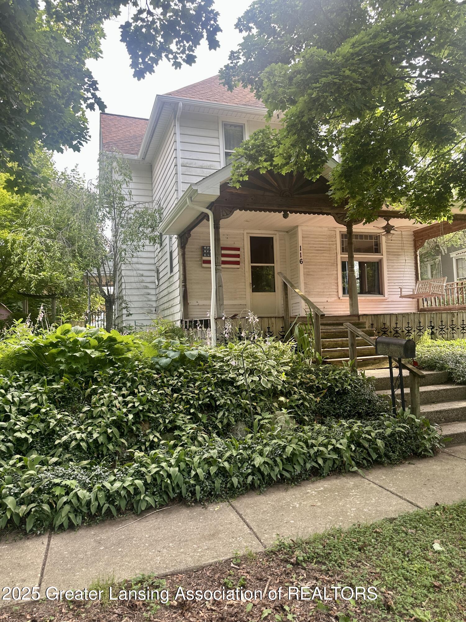 Property Photo: 116 E Elm Street MI 48854