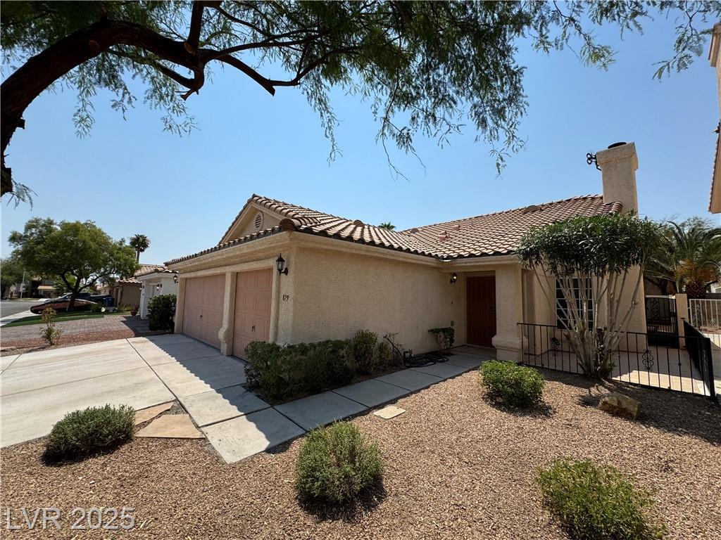 Property Photo: 879 Cline Cellars Avenue NV 89123