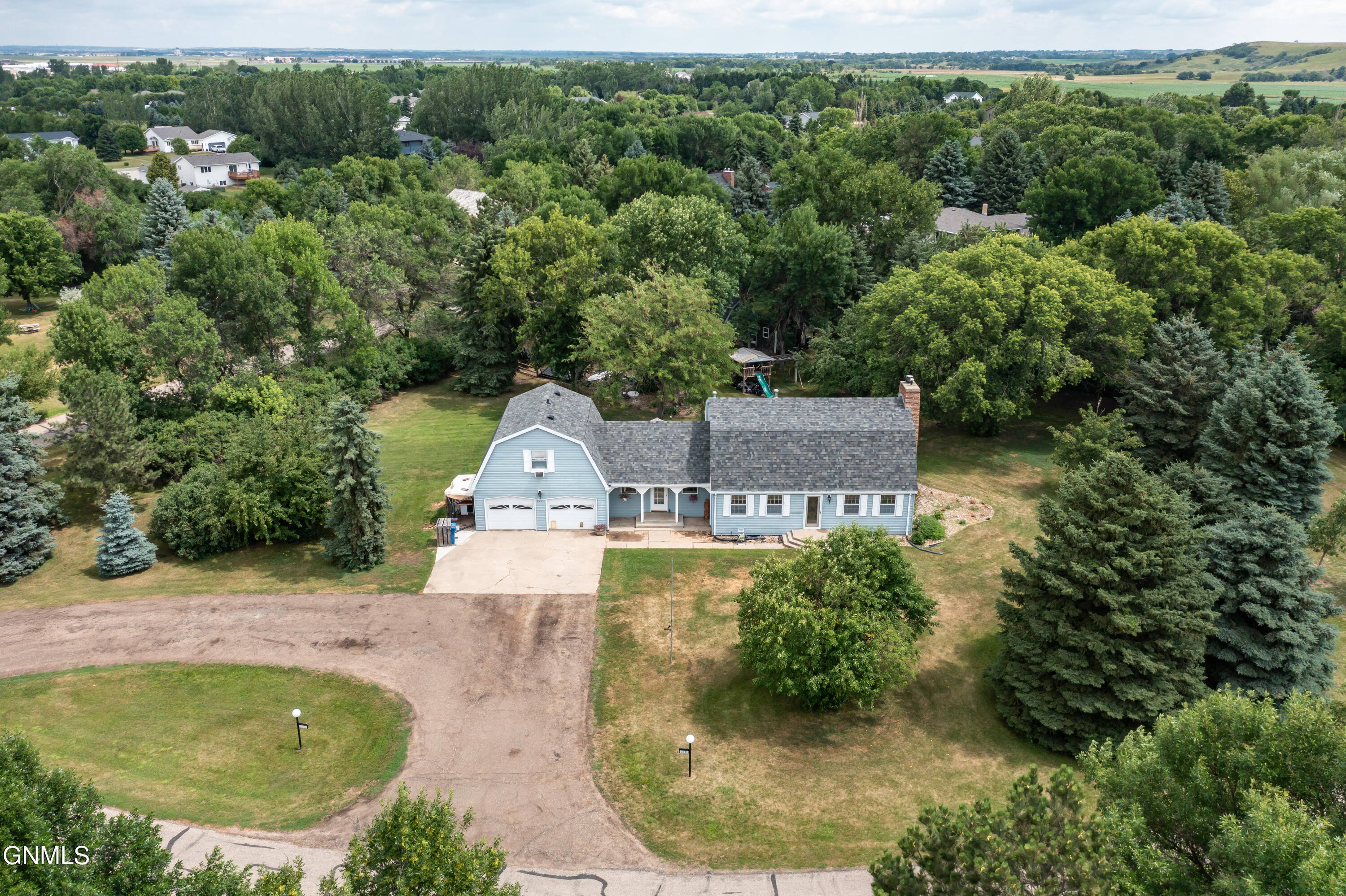 2234 Sherman Drive  Bismarck ND 58504 photo