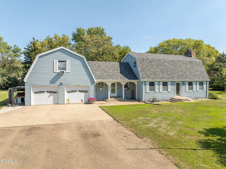 2234 Sherman Drive  Bismarck ND 58504 photo