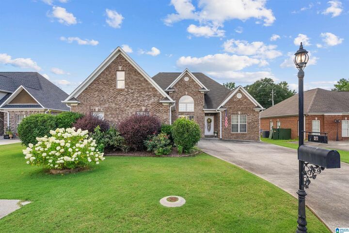 Property Photo: 27 Morning Glory Drive AL 35128