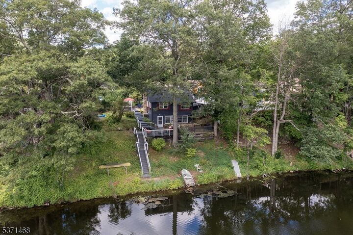 10 Lenape Trl  Jefferson Twp. NJ 07438 photo