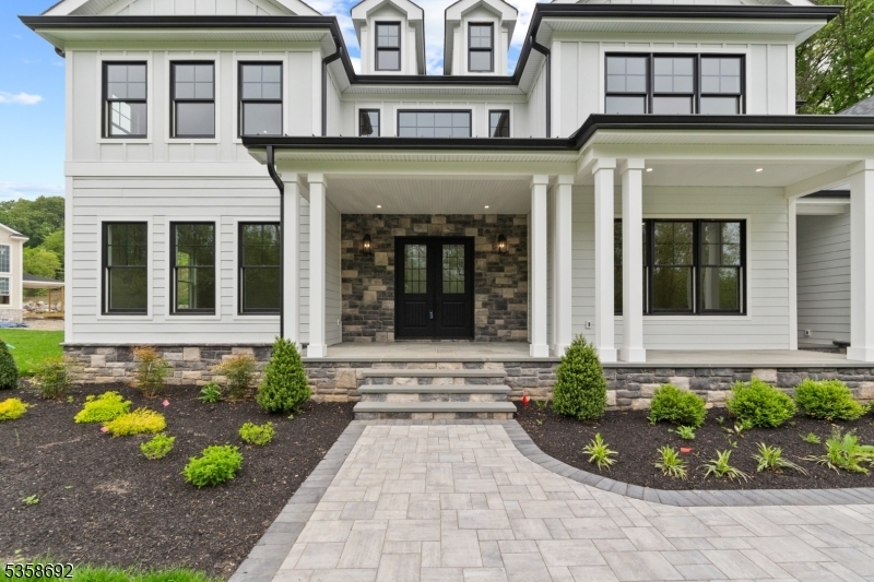 Property Photo:  1 Hilbert Ct  NJ 07082 
