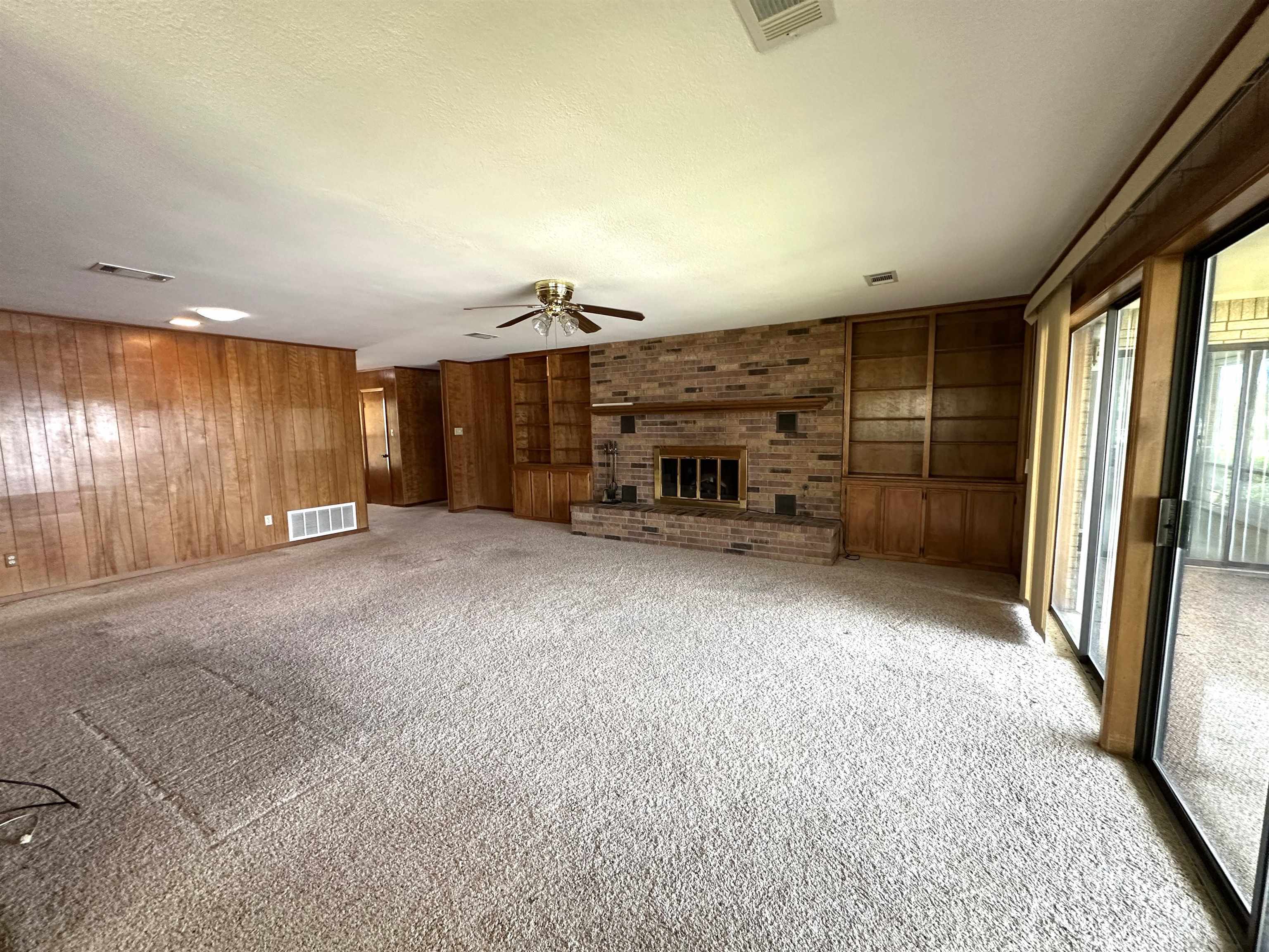Property Photo: 112 Mesquite TX 78639