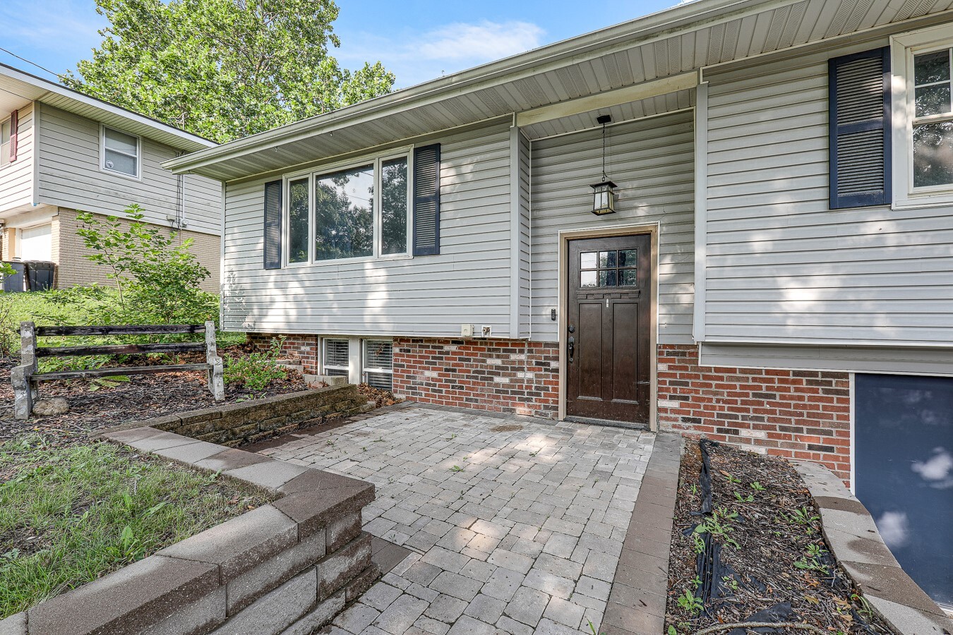 Property Photo:  1018 S 5th Street  IA 50138 