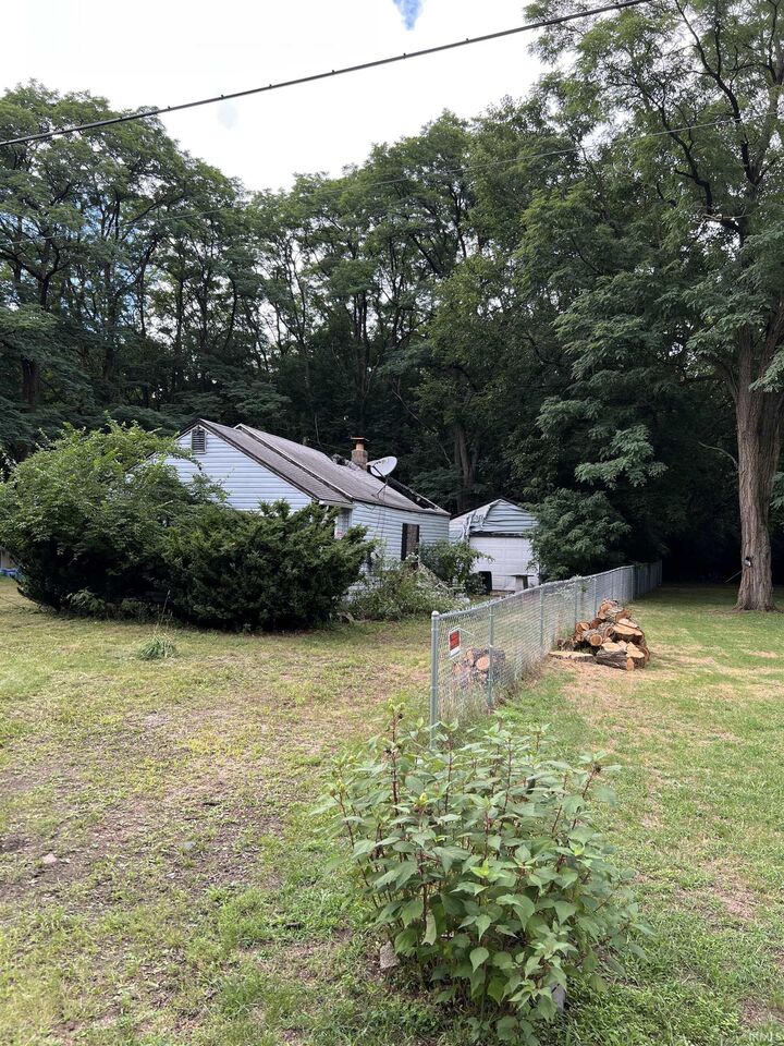 Property Photo: 3517 Bulla Road IN 46635-1904