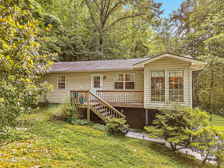 Property Photo: 6923 Hurst Lane TN 37918