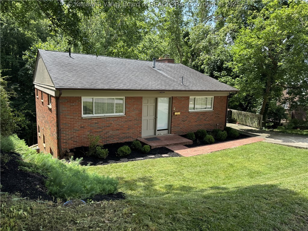 Property Photo: 119 Swarthmore Avenue WV 25302