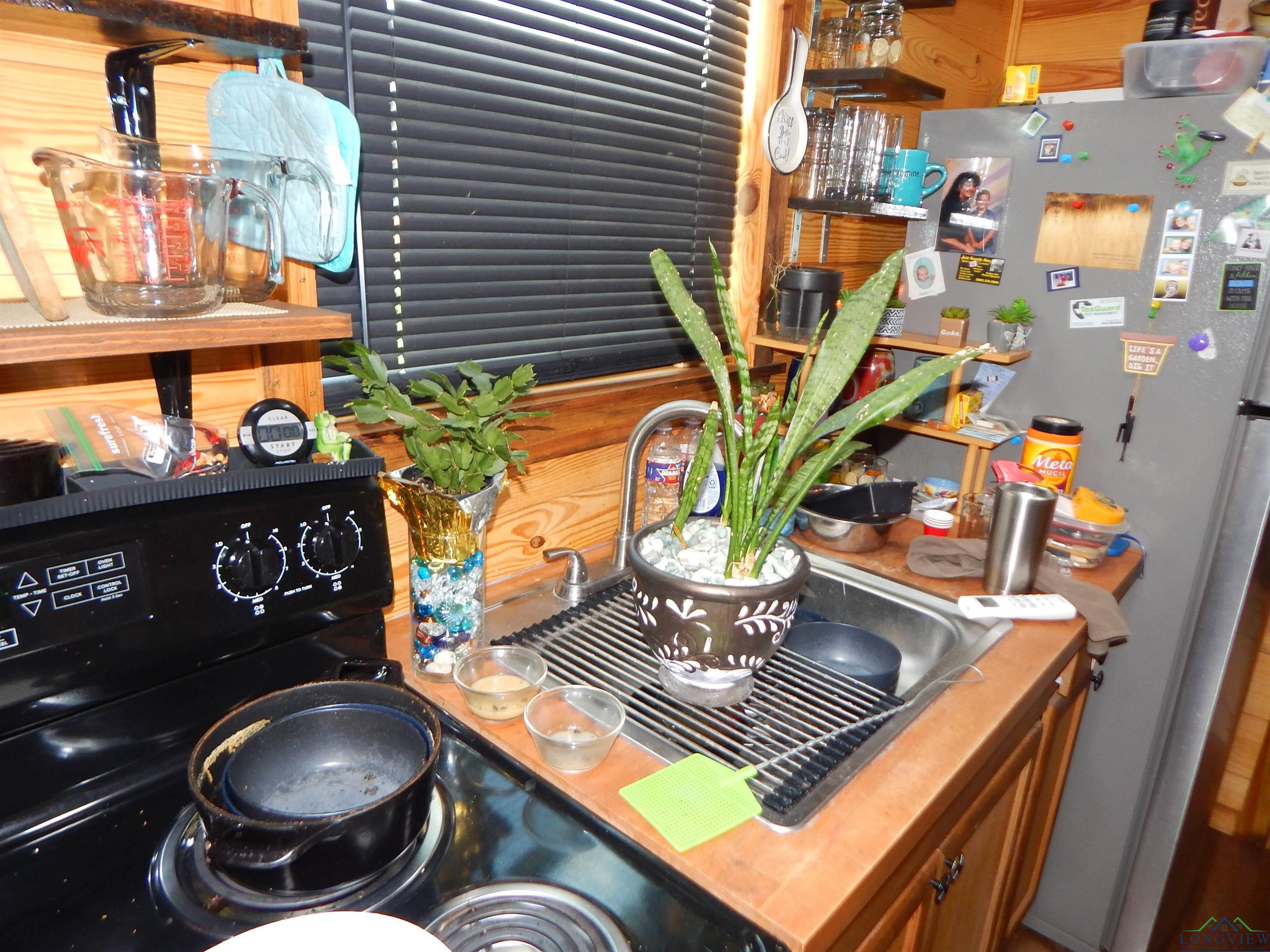 Property Photo: 129 Red Pine Circle TX 75755