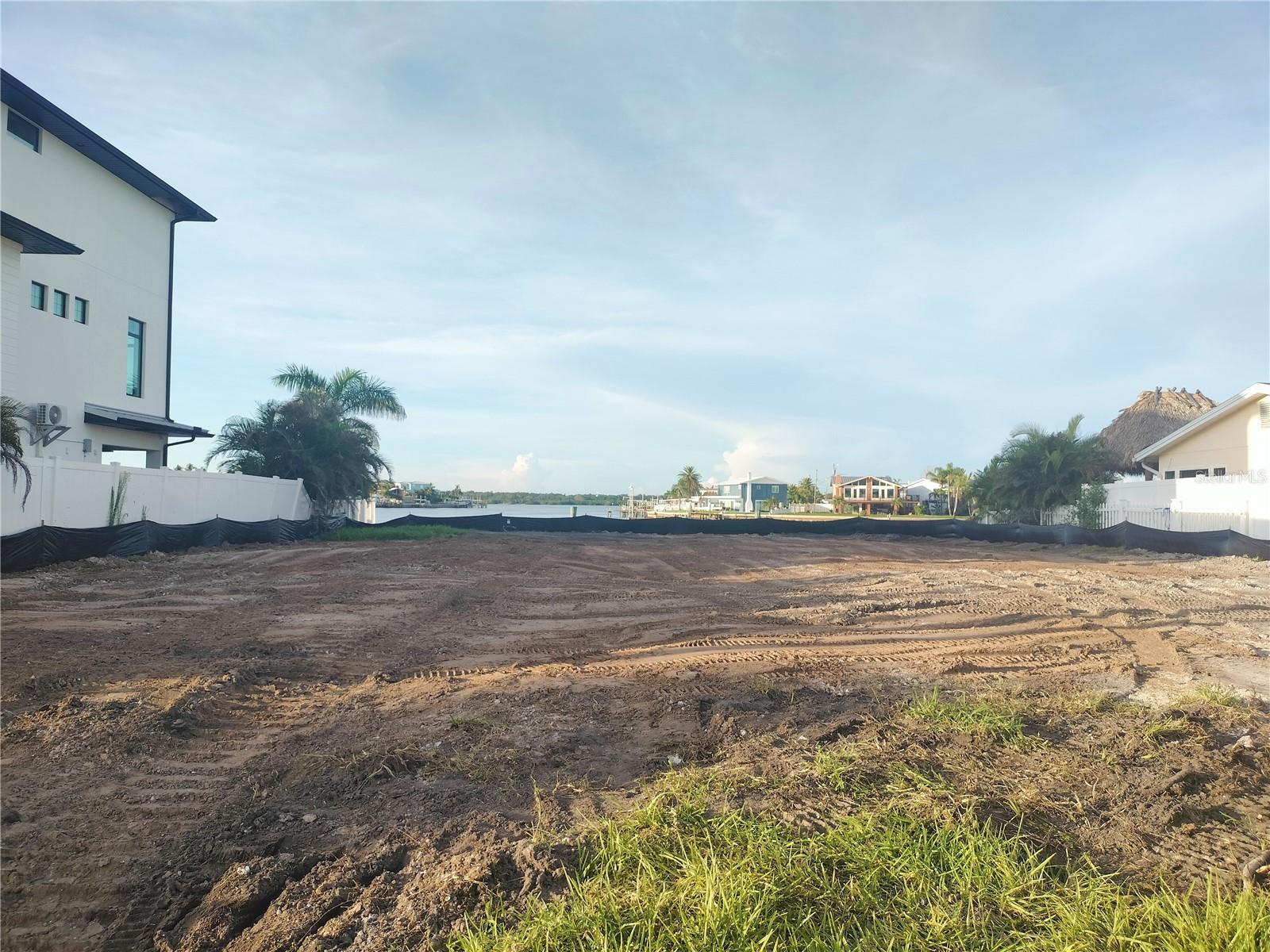Property Photo:  16217 Redington Drive  FL 33708 