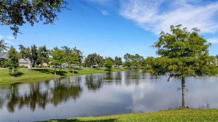 Property Photo:  6456 Autumn Woods Way  FL 34243 