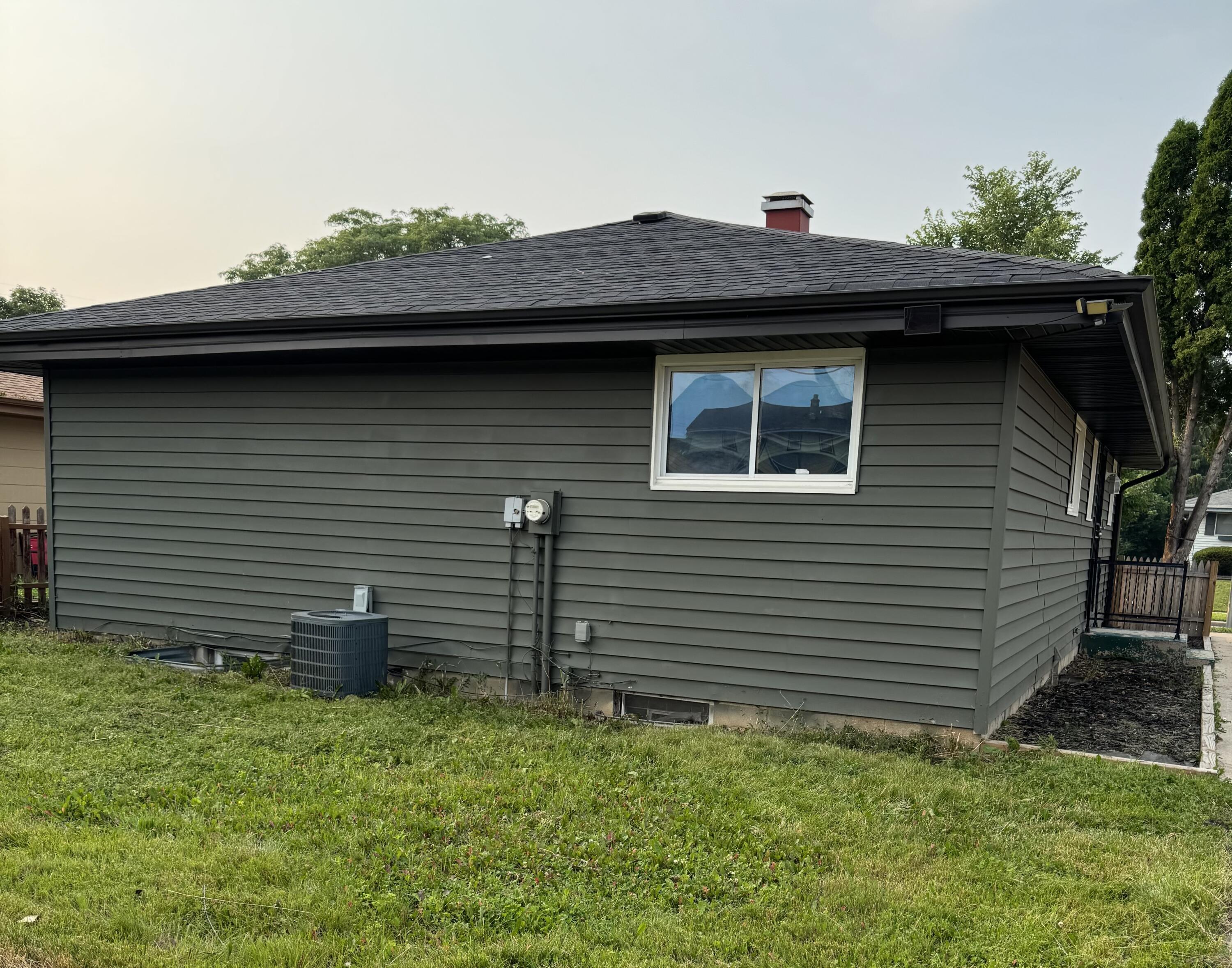 Property Photo: 6655 W Brentwood Ave WI 53223