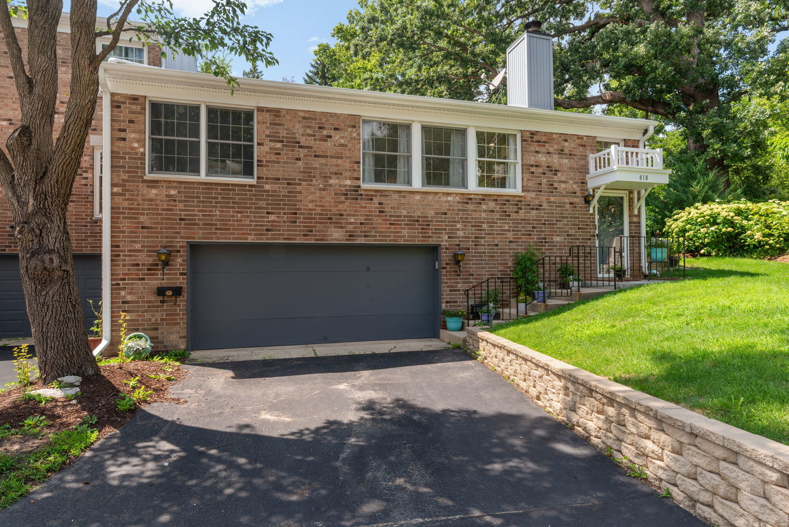 818 Evernia Court  Geneva IL 60134 photo