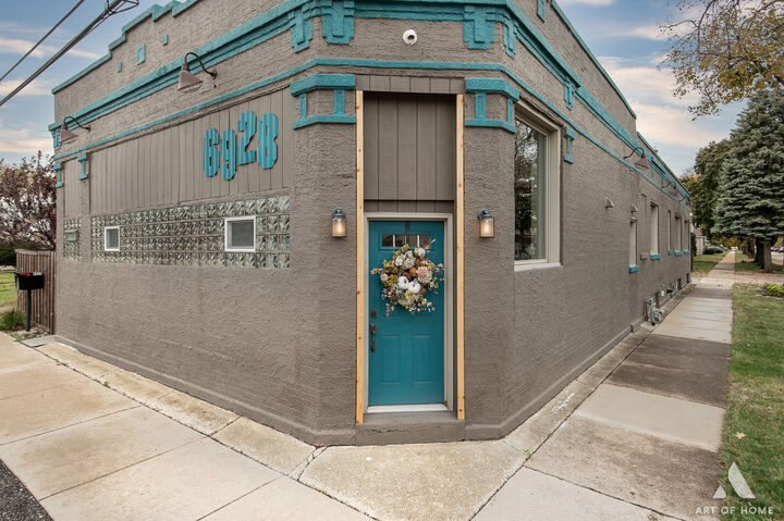 Property Photo: 6928 Pershing Road IL 60402