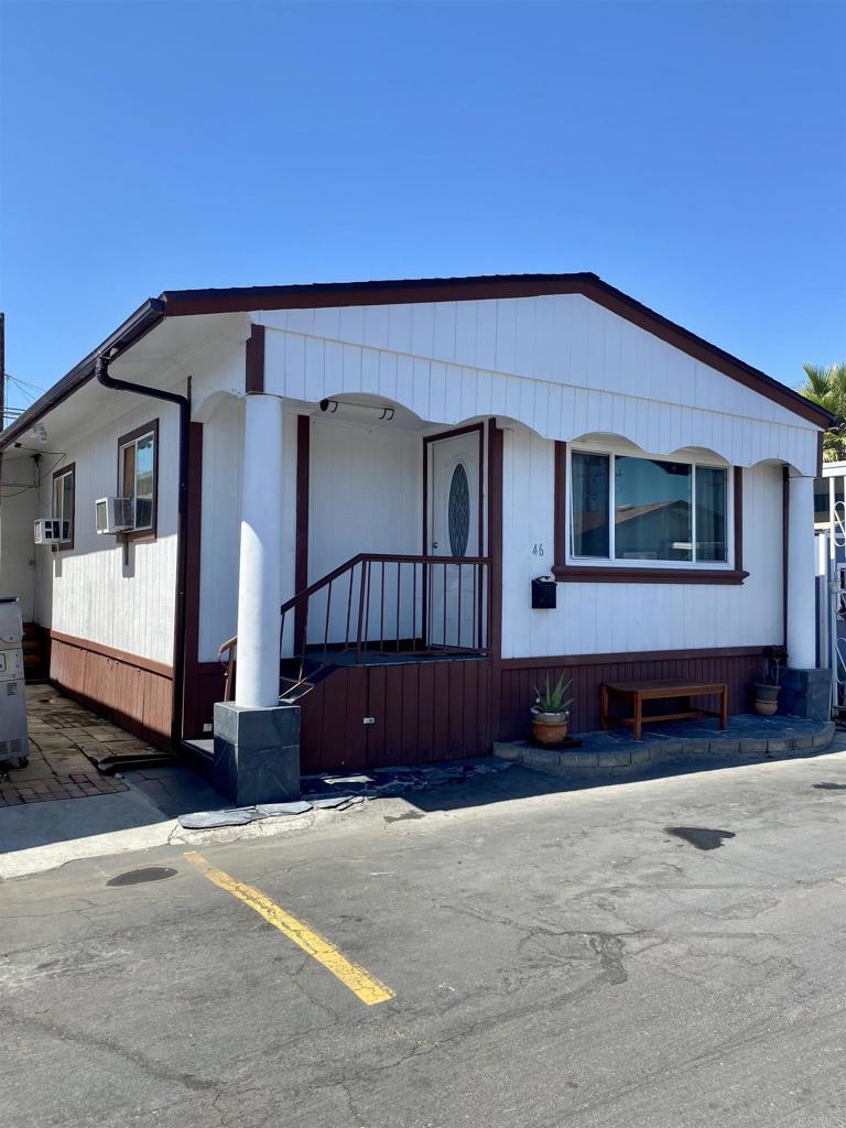 Property Photo: 998 E Main Street 46 CA 92021