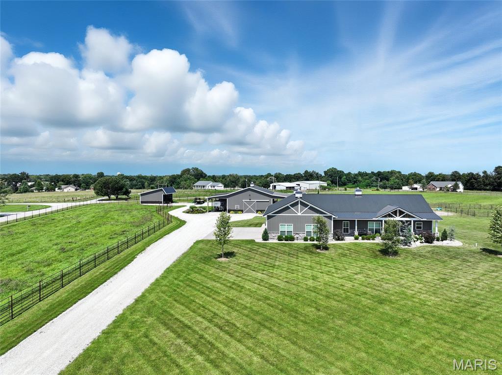 Property Photo: 219 Fieth Road MO 63379
