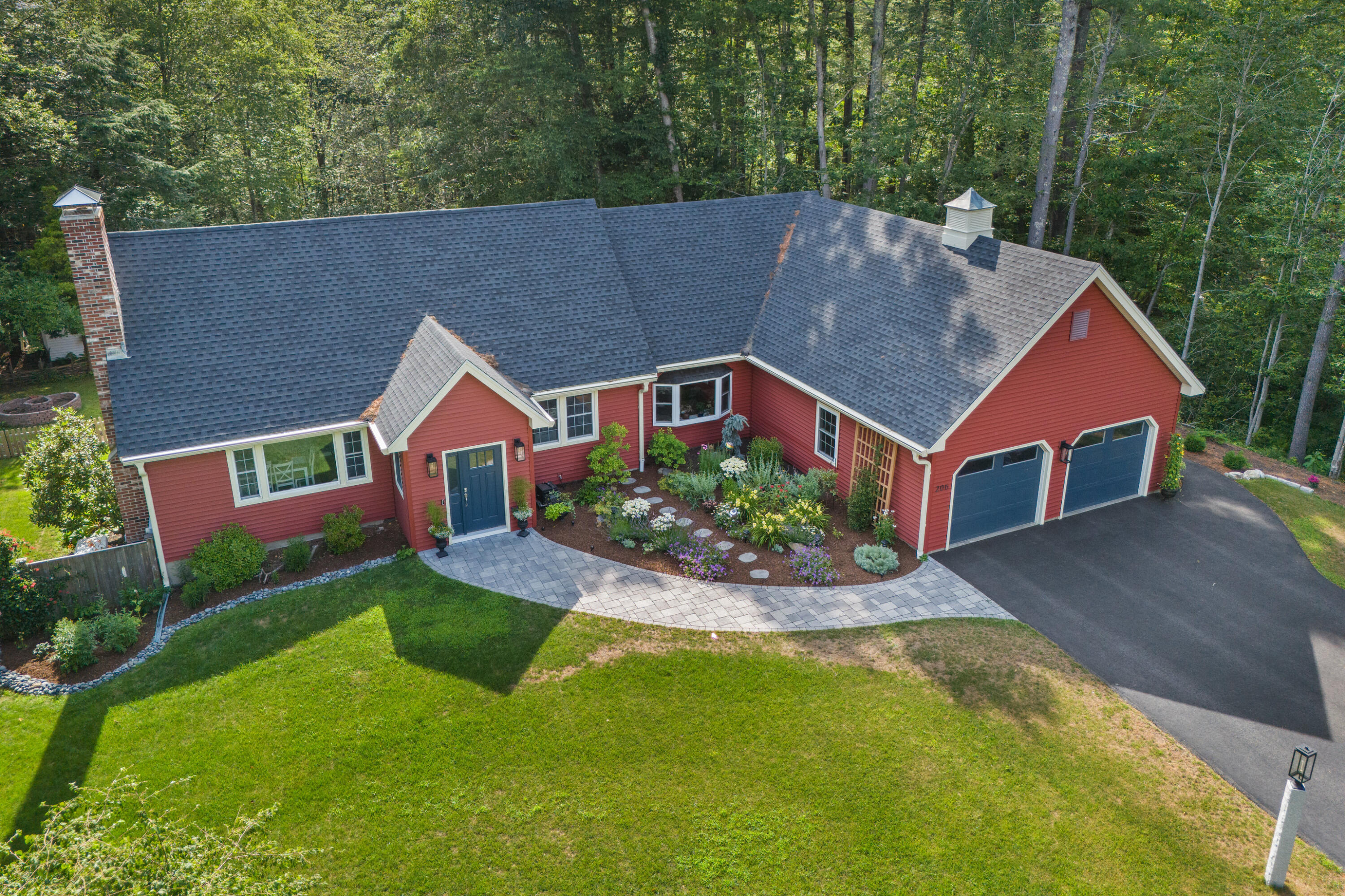 Property Photo:  206 Rollingwood Road  ME 03903 