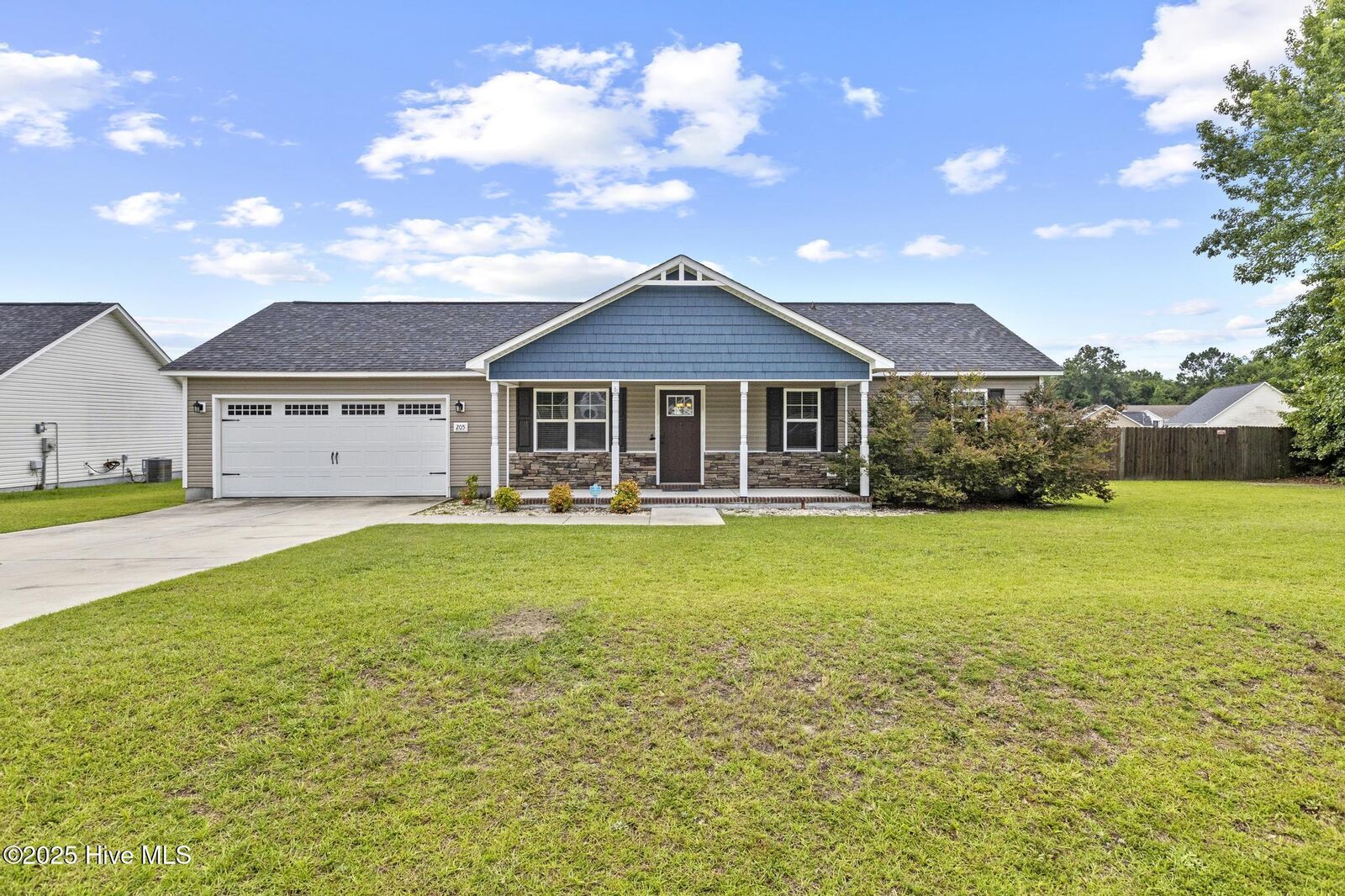 Property Photo:  205 Peaceful Lane  NC 28539 