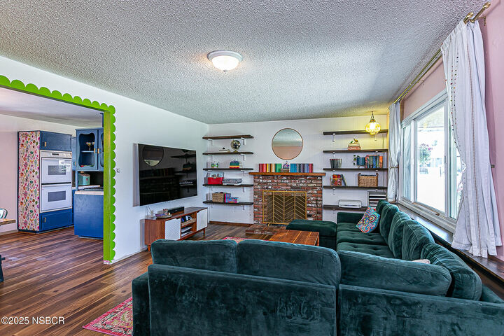 Property Photo: 271 Ross Lane CA 93455