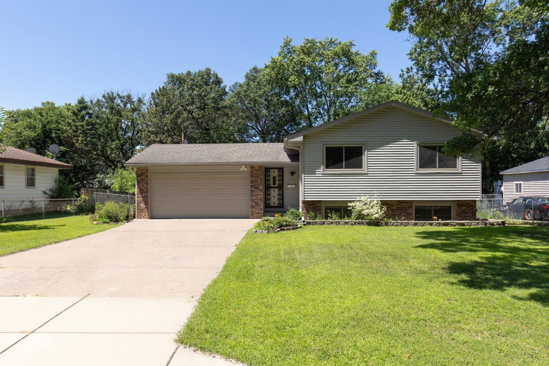 Property Photo: 5833 Perry Avenue N MN 55429