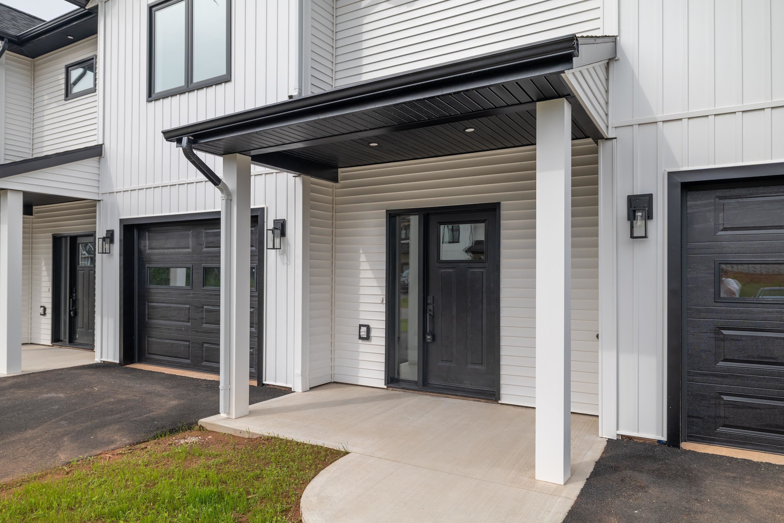 Property Photo: 43 Kelly Heights PE C1B 4M3