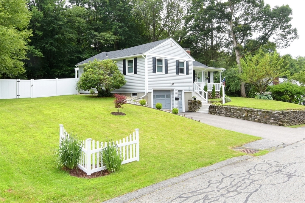 Property Photo:  6 Athens St  MA 01501 