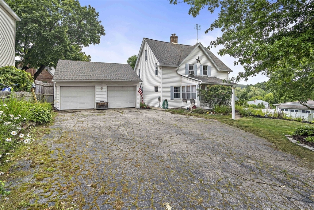 Property Photo: 14 Old Wellington Rd NH 03104
