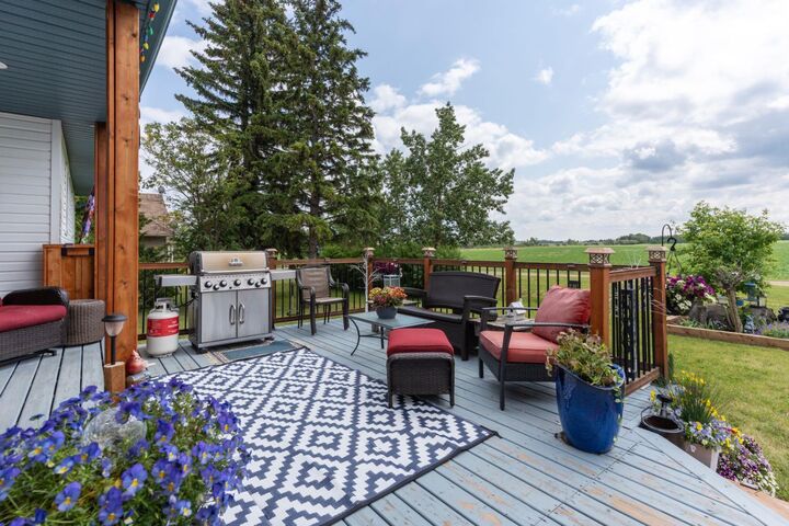 Photo de la propriété:  120 Dominion Street  AB T0B 2M0 