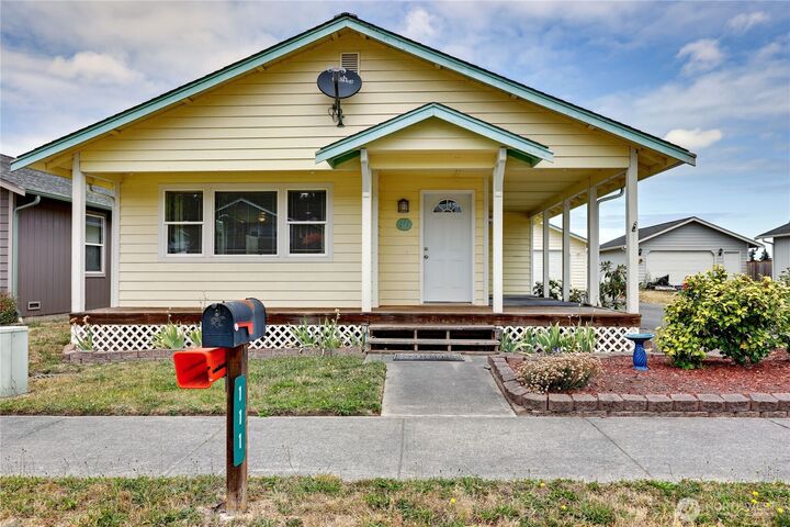 Property Photo: 111 Alpine Lp WA 98382