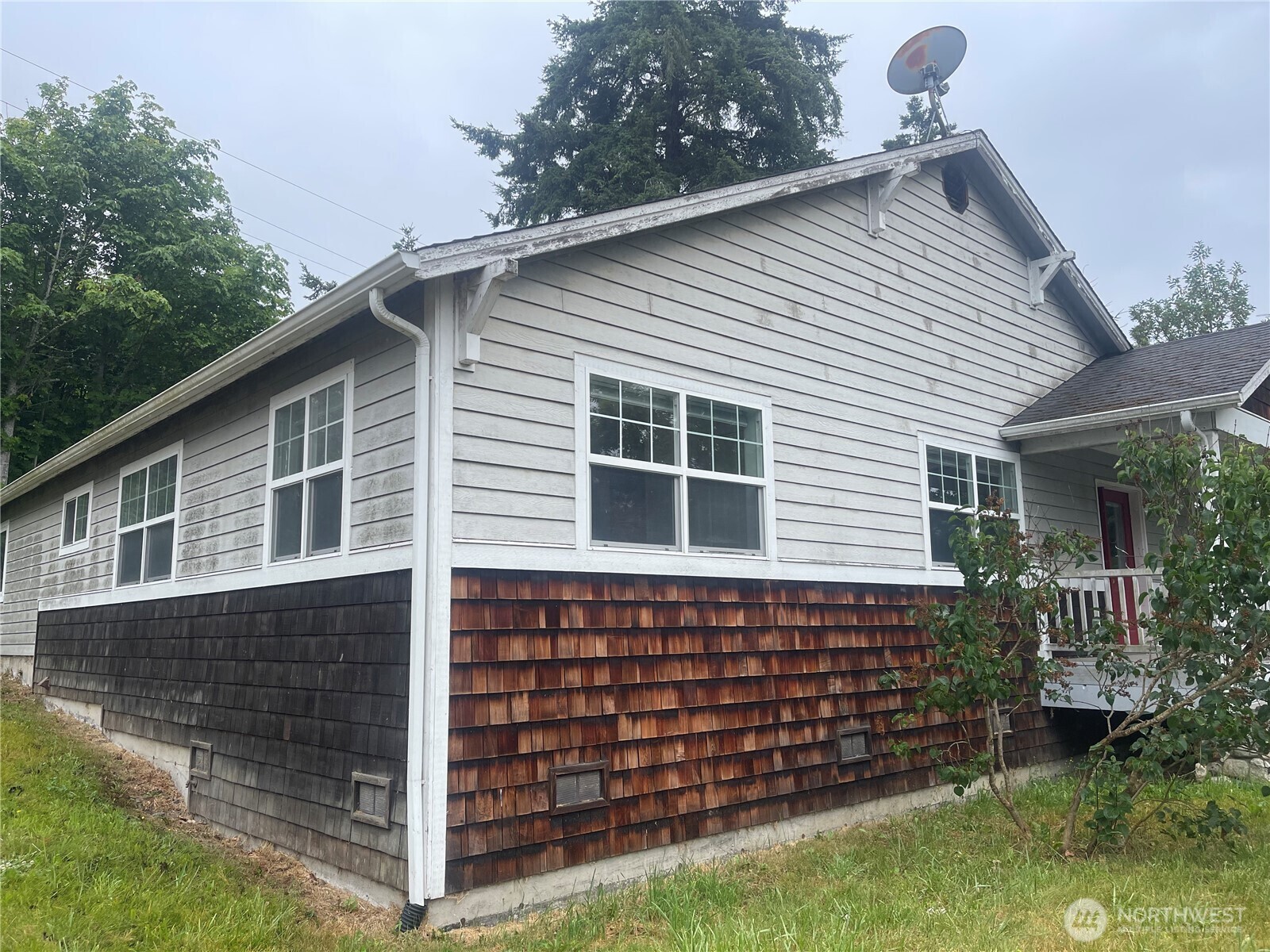 Property Photo: 528 Chinook Way WA 98250
