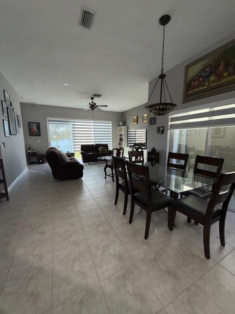 Property Photo: 125 Lancaster Way FL 33414