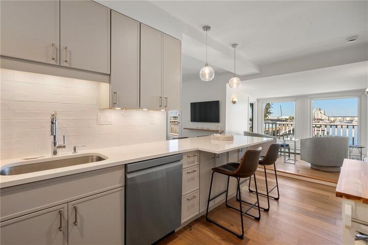 Property Photo:  58 Washington Street 3  RI 02840 